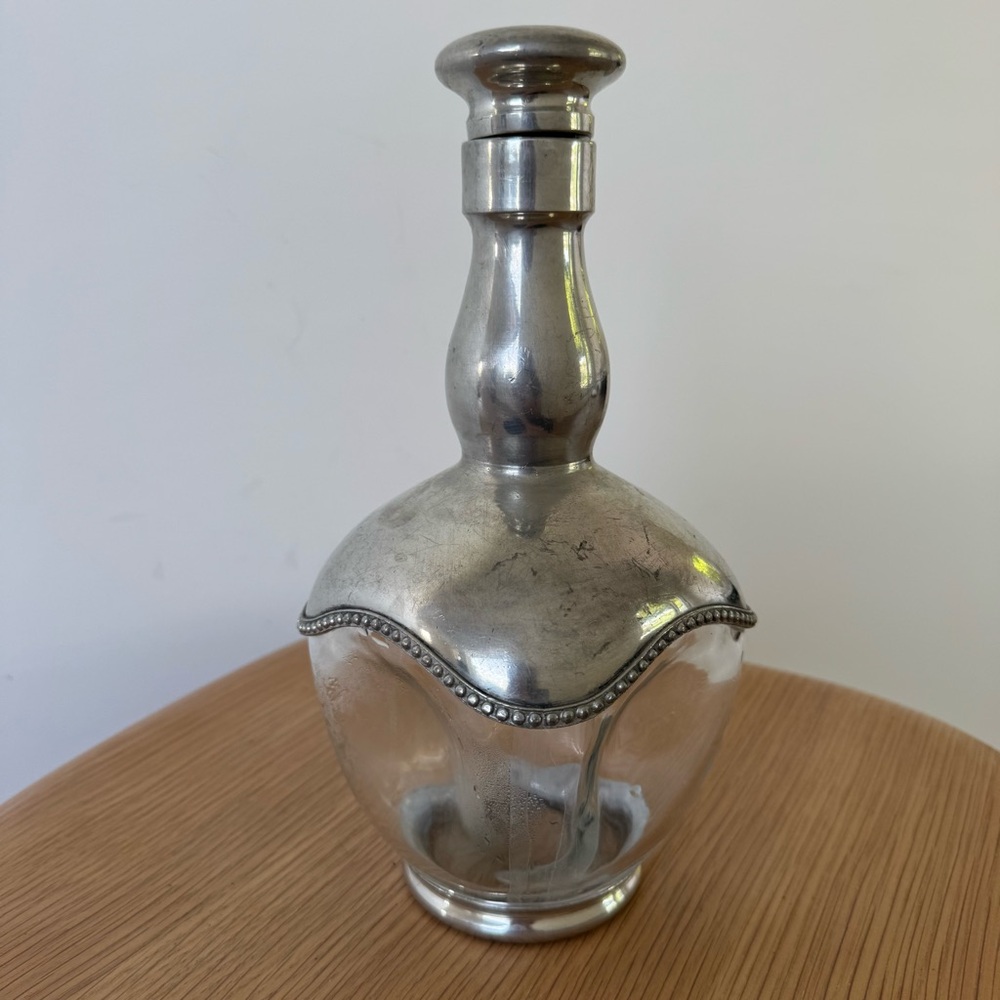 Antique / Vintage Malta Decanter Clear Glass and Pewter Made in France - Picture 3 of 10